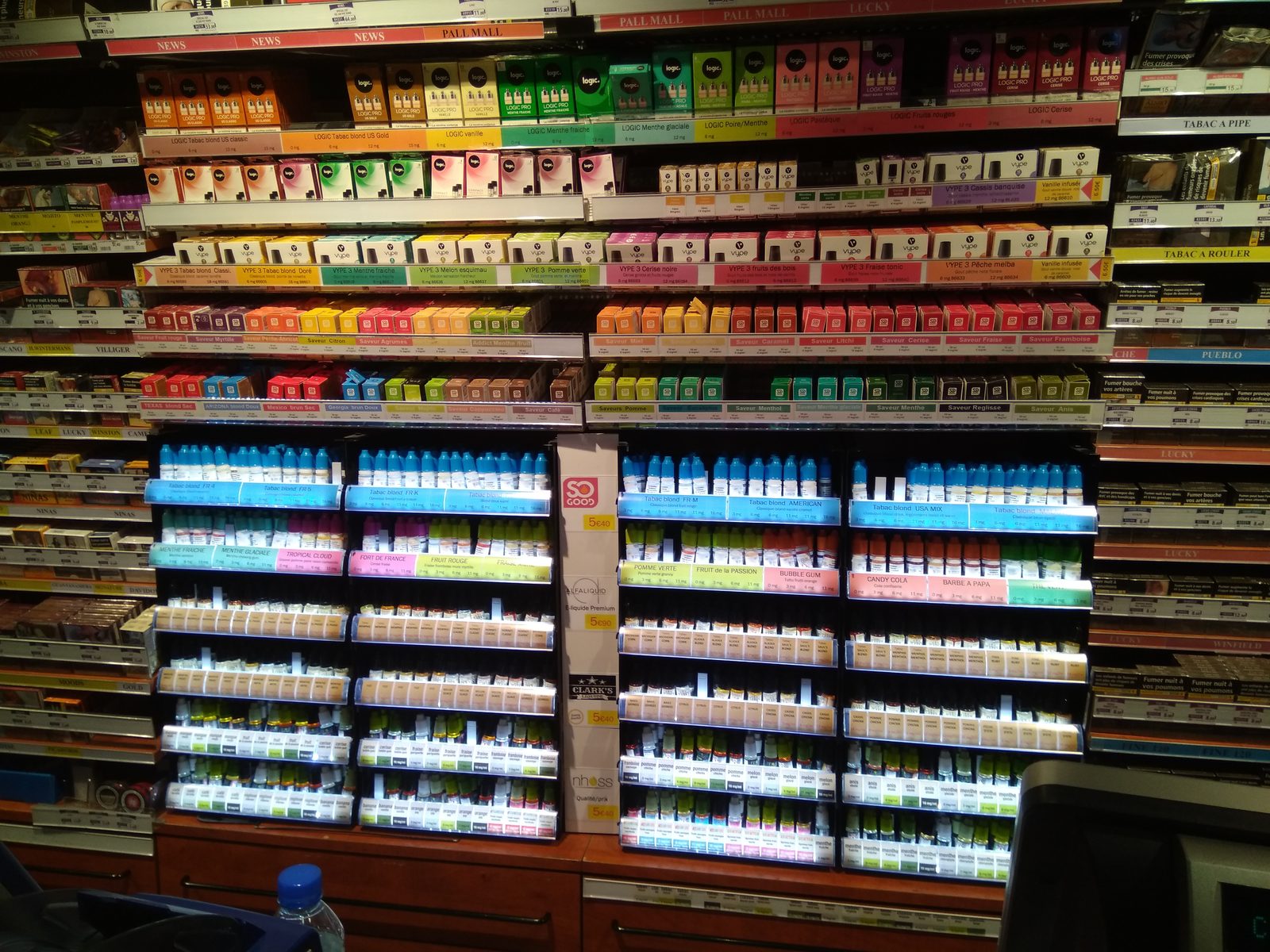 Cigarettes et e-liquides